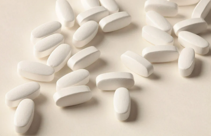 肌のハリに効果的な市販薬品の選び方