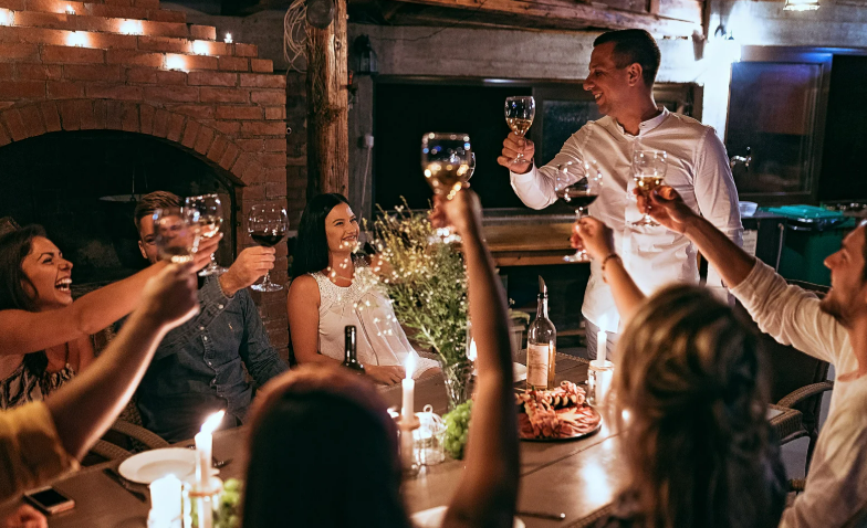 ダイエット中の飲み会は本当に大敵なのか?